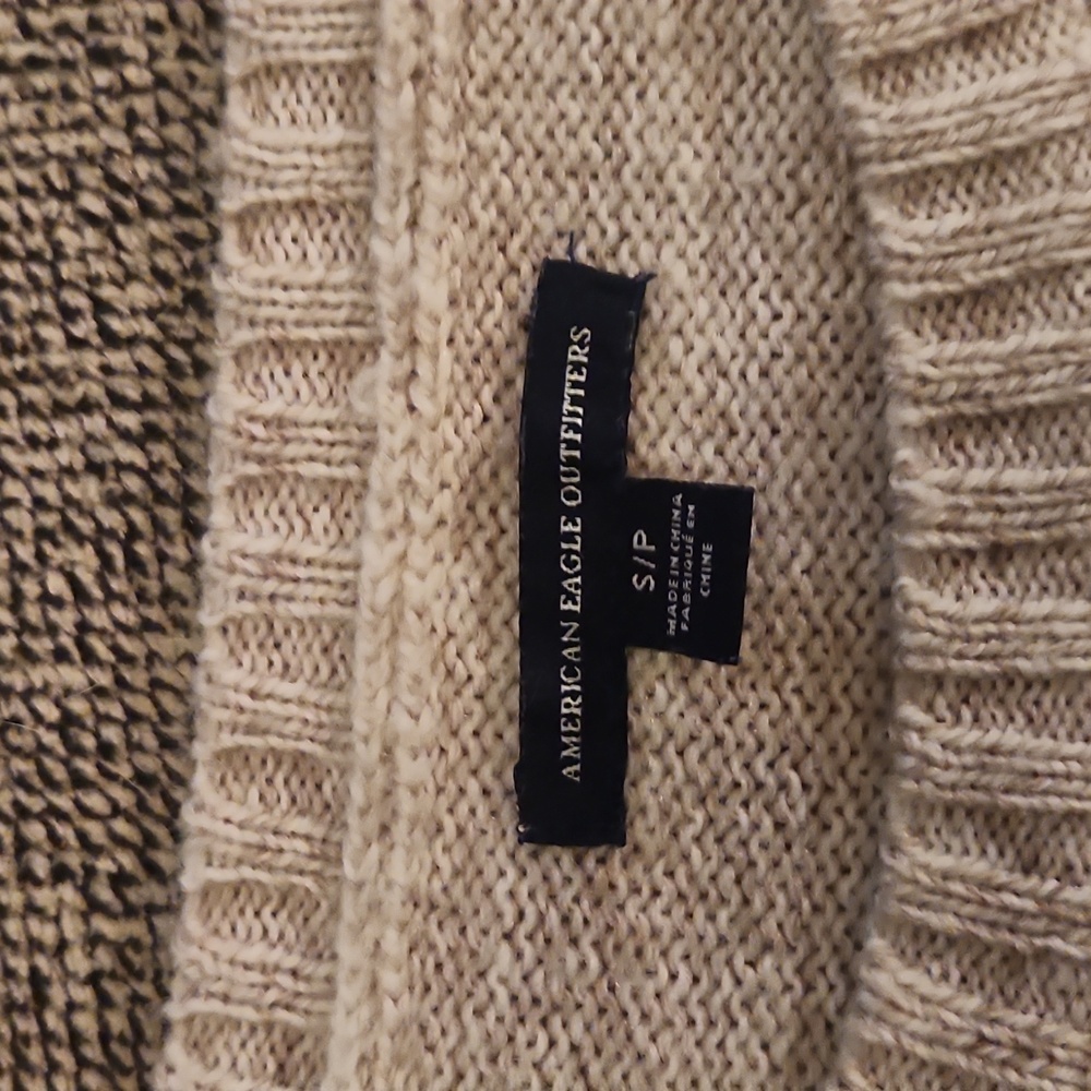 Sweater - Picture 2 of 3